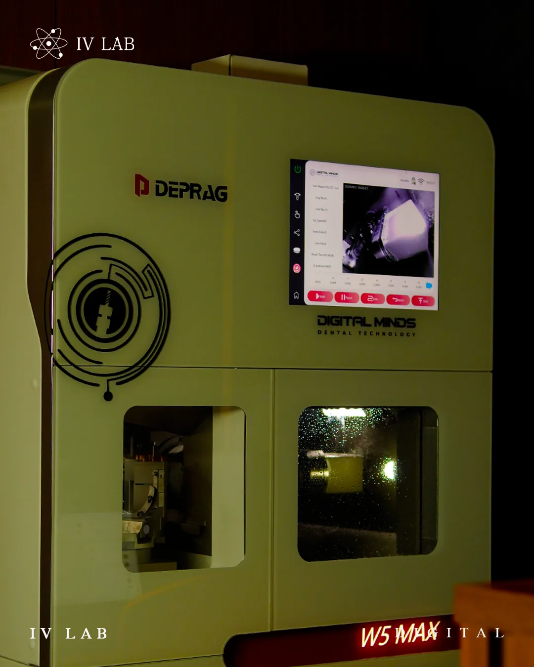 Fresadora CAD/CAM de alta precisão no laboratório